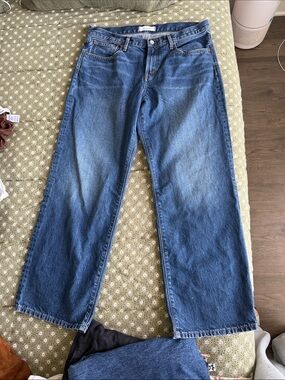Madewell Low Rise Loose Jeans in Medium Blue